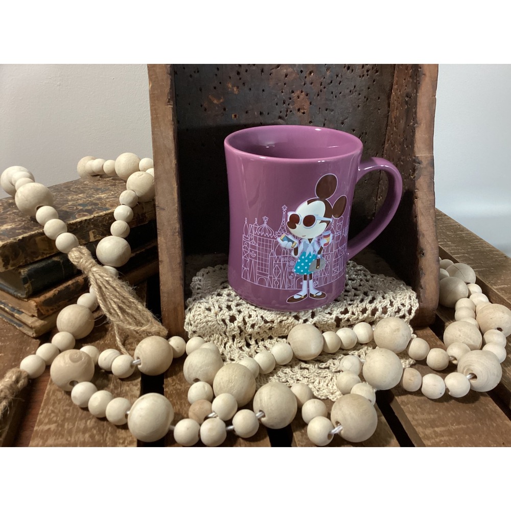 Disney Parks Minnie Mouse "REALLY SWELL COFFEE"  16oz Ceramic PURPLE MUG New